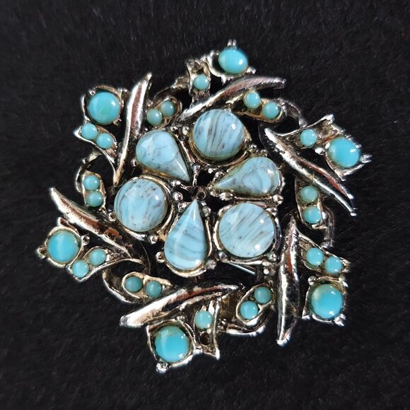 Vintage 1970s Turquoise Marbled Art Glass Pinwheel Floral Silver-Tone Brooch - Picture 1 of 11